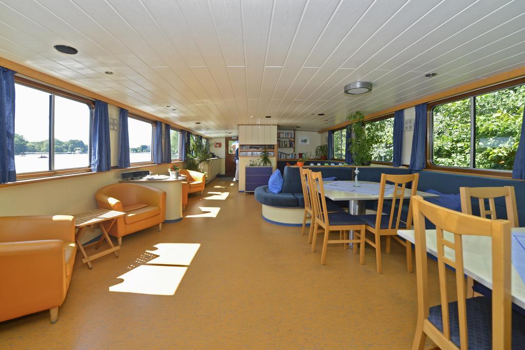 Ms Mecklenburg Hotelschiff Βερολίνο Εξωτερικό φωτογραφία